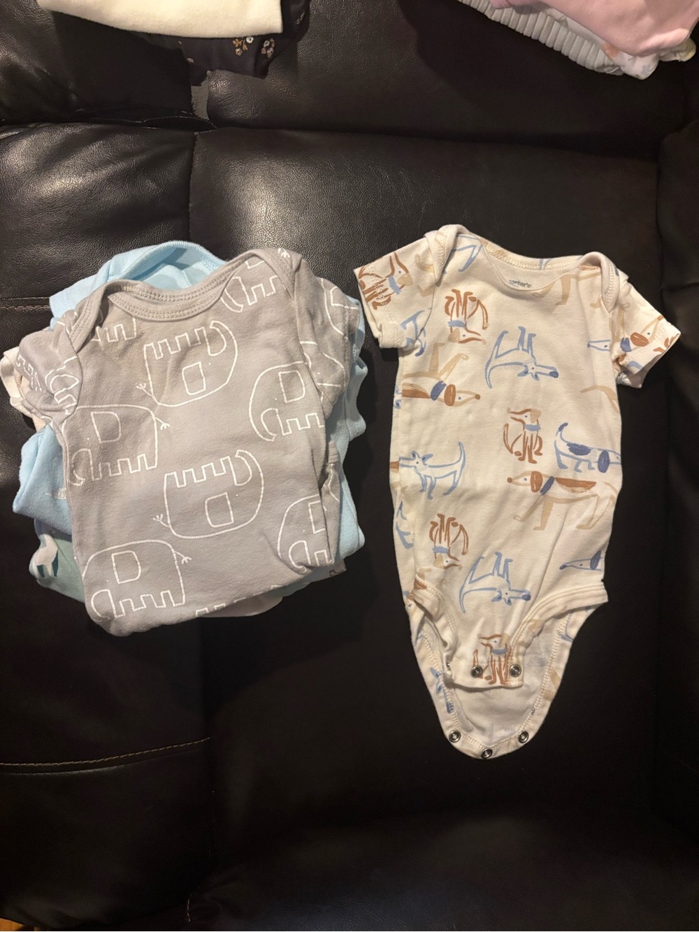 10 Gender neutral One-Piece Bodysuit / onesies